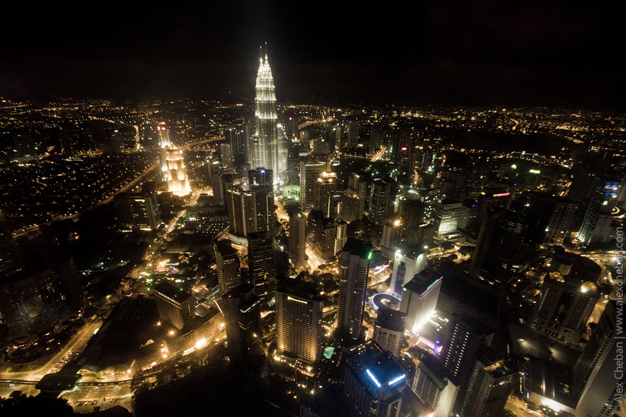 Petronas Twin Towers - теперь экскурсия и на 86-ой этаж!